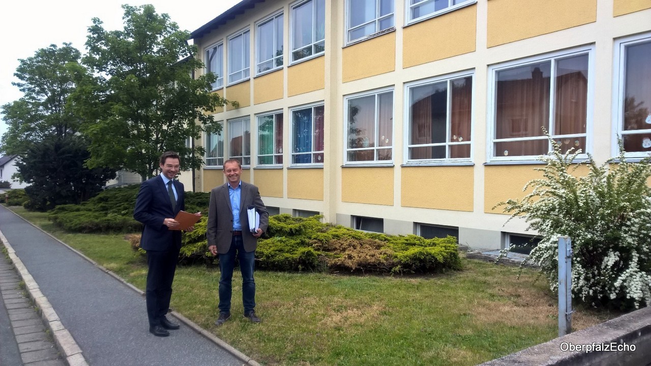 Stephan Oetzinger, Sebastian Grundler, Mantel