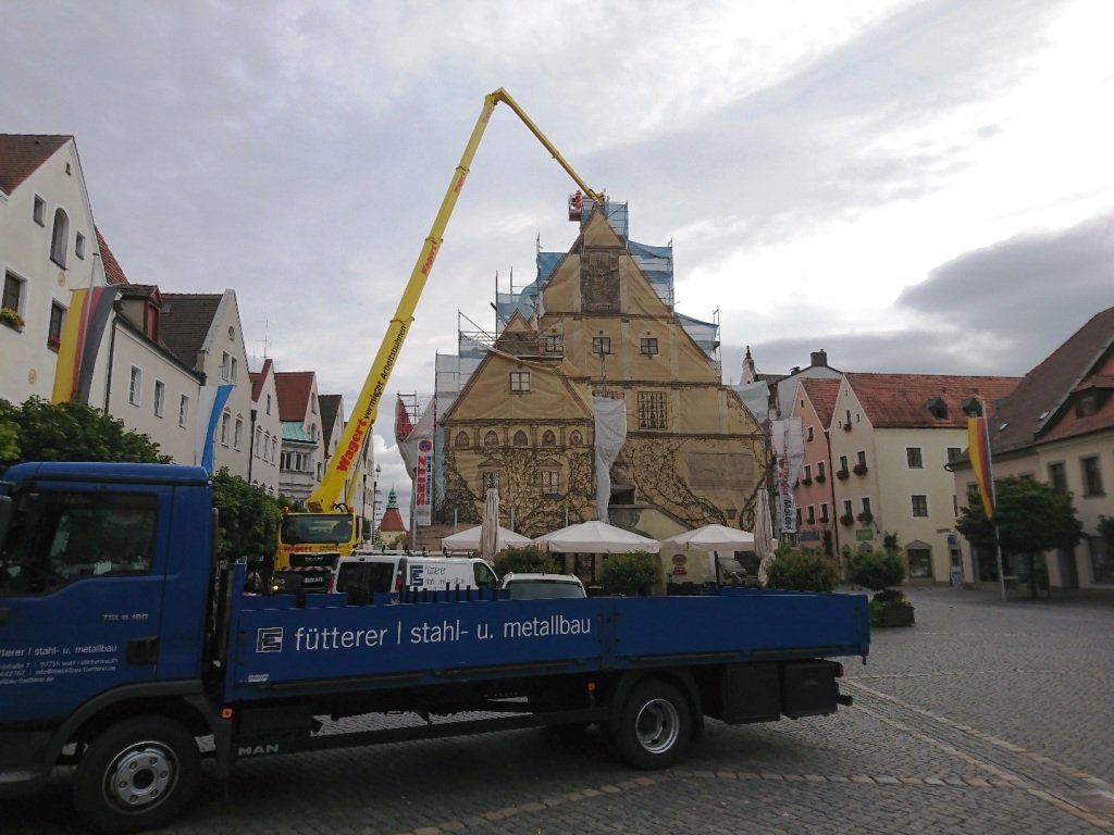 Storchenhorst Neu Altes Rathaus Montage
