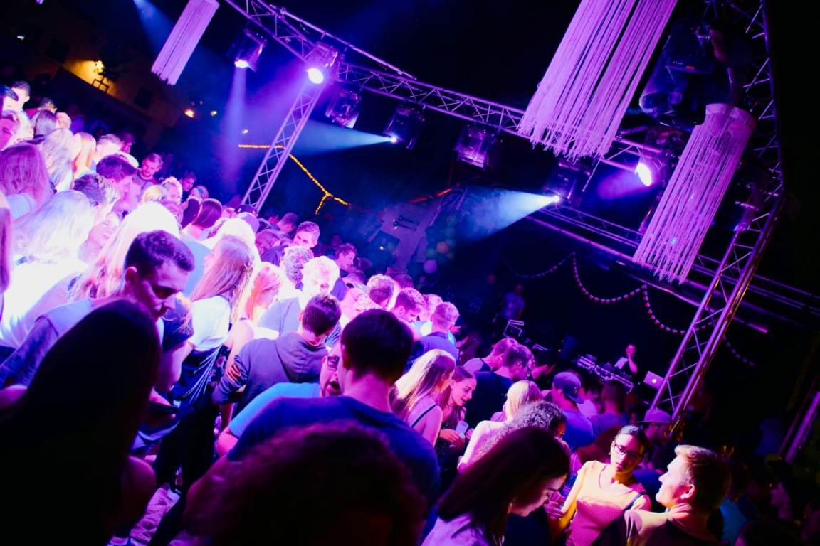 Summer Paradise Beachparty Parkstein Fest Feier Bilder Tobias Herschmann1