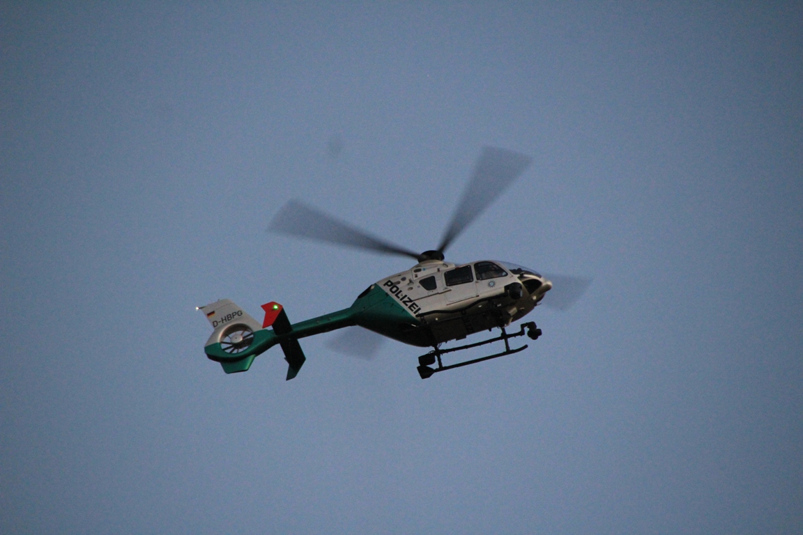 Polizei, Vermisst, Suche, Hubschrauber