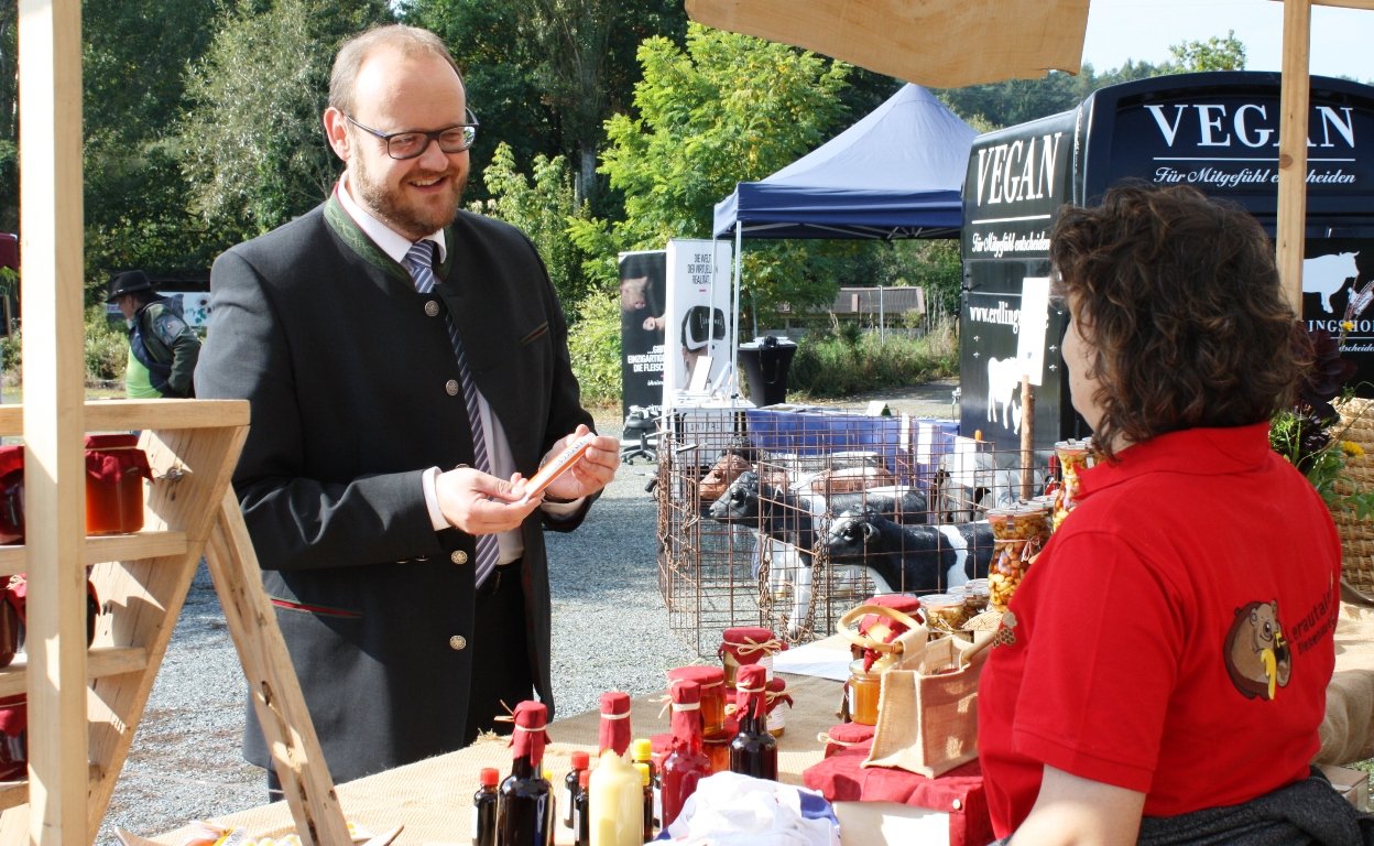 Leckere Spezialitäten und "harte Kost" beim Tag der Tierfreunde