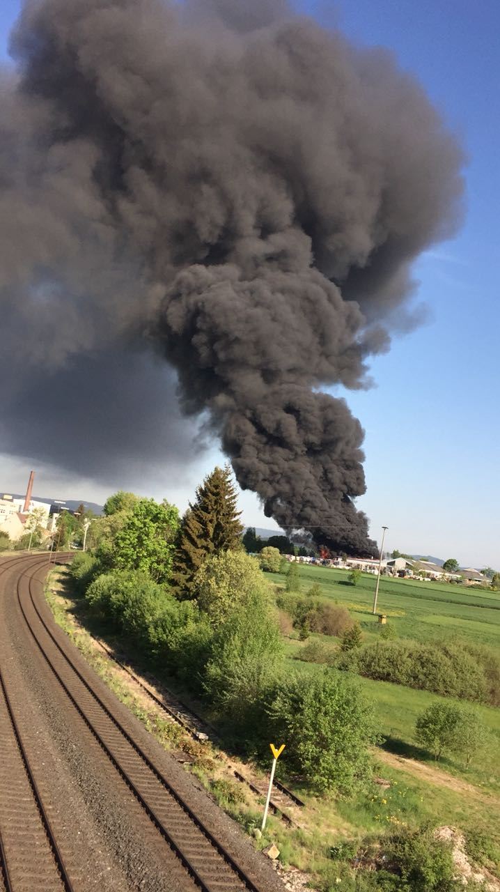 THW Weiden Brand Einsatz Röslas
