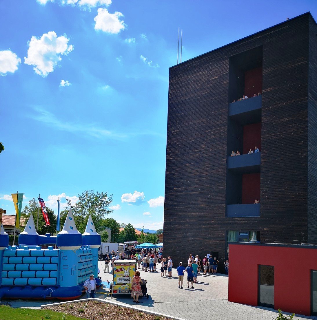 Tag der offenen Tür Einweihung Gebäude Tirschenreuth Feuerwehr (1)