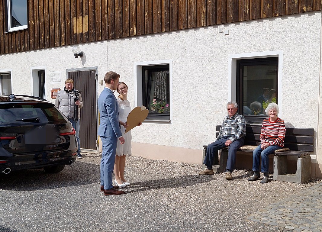 Heiraten zu Corona-Zeiten: Tanja und Florian sagen Ja!