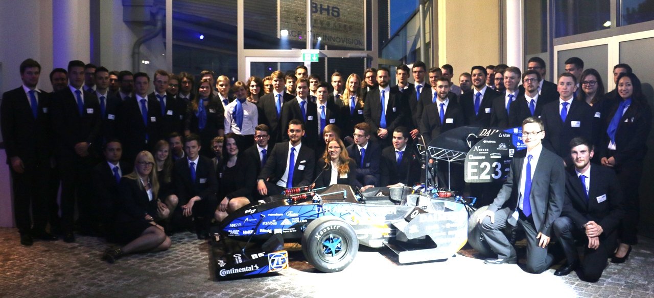 Teambild Enthüllung BHS Innovision Center Weiherhammer OTH Amberg Weiden RS17