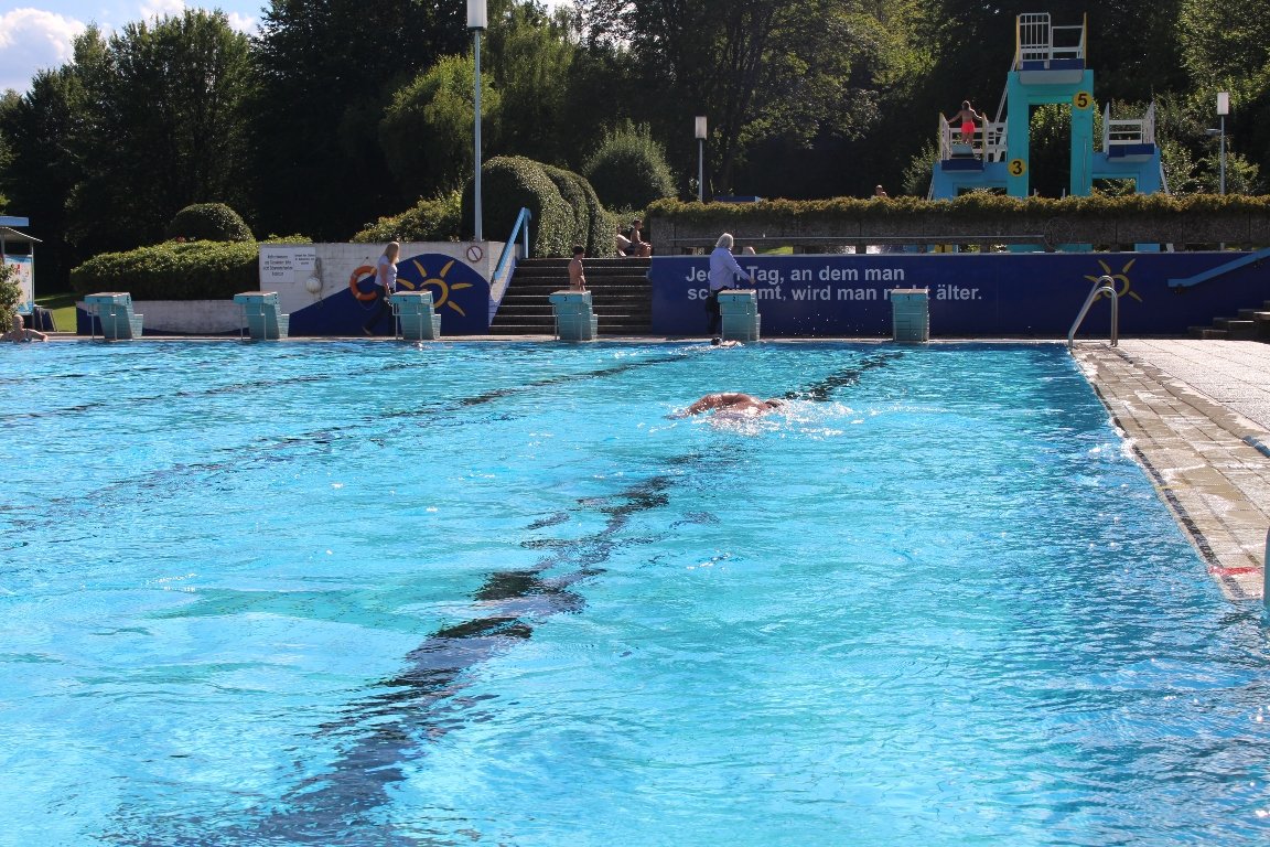 Terrassenbad Pleystein ist beliebtester Badeort der Nordoberpfalz Nordoberpfälzer Freibad Schwimmbad Pleystein (11)