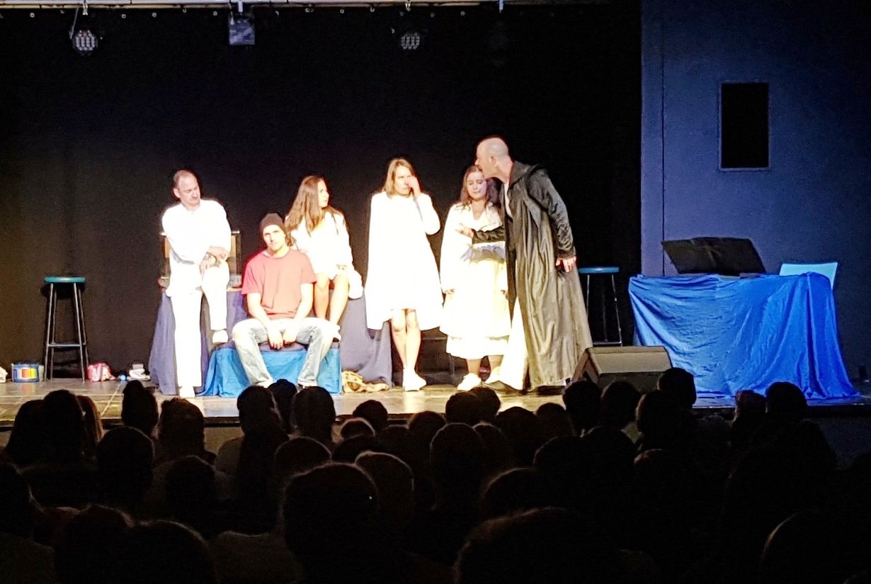 Suchtpräventives Theater Wirtschaftsschule Weiden