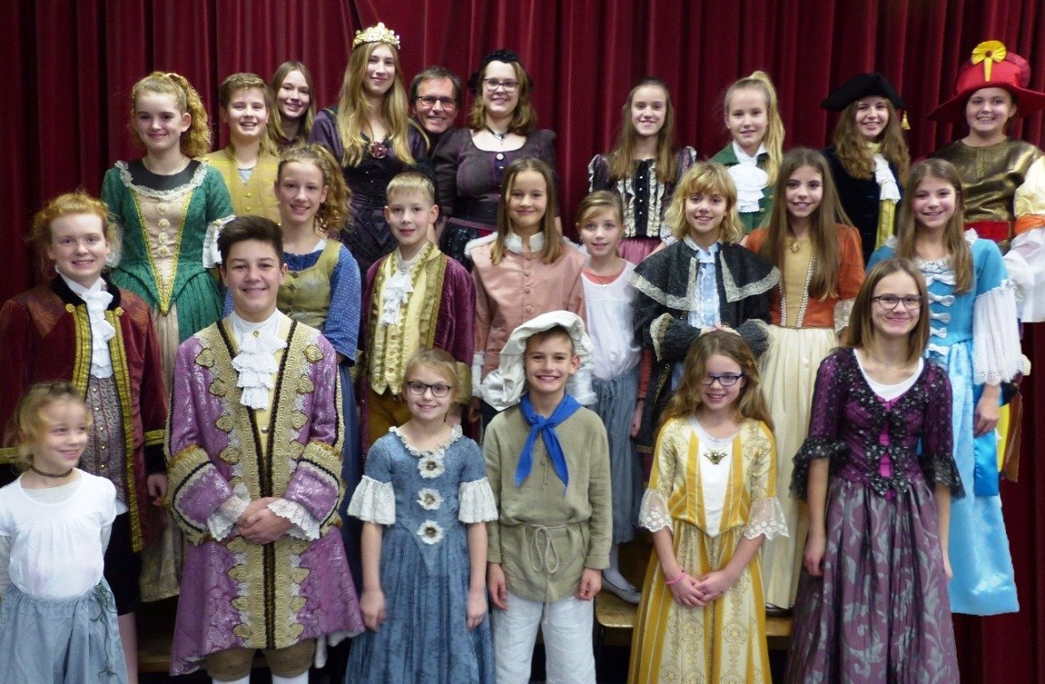 Theaterstück Parkstein Aschenputtel 4