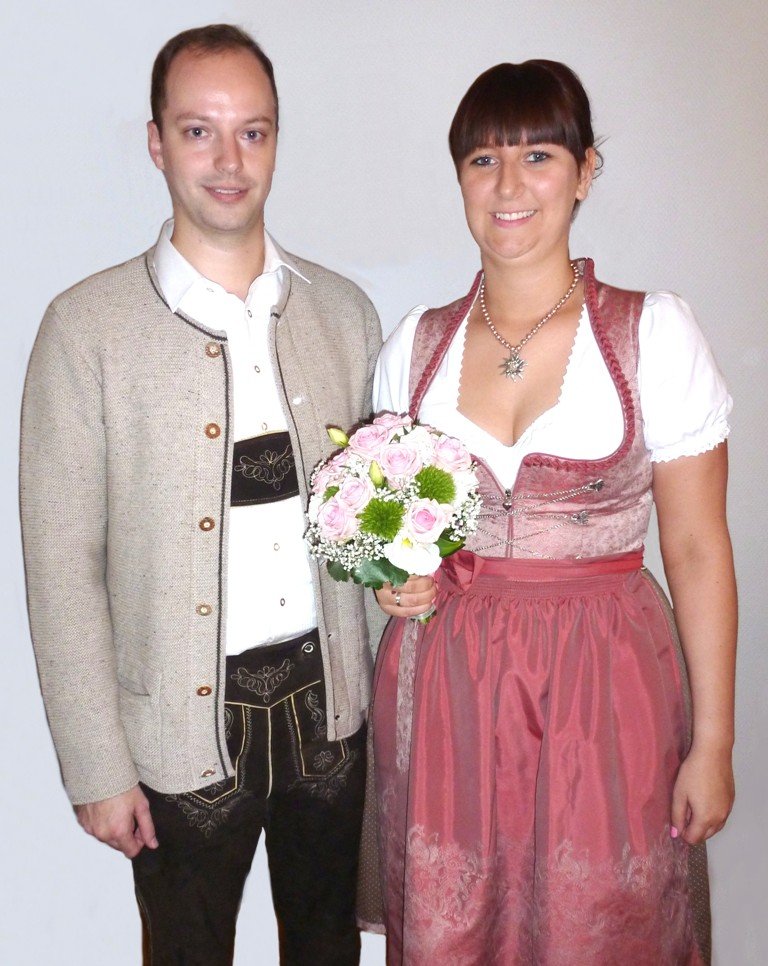 Hochzeit, Heirat, heiraten, Dirndl, Tracht, Feier, Gottesdienst