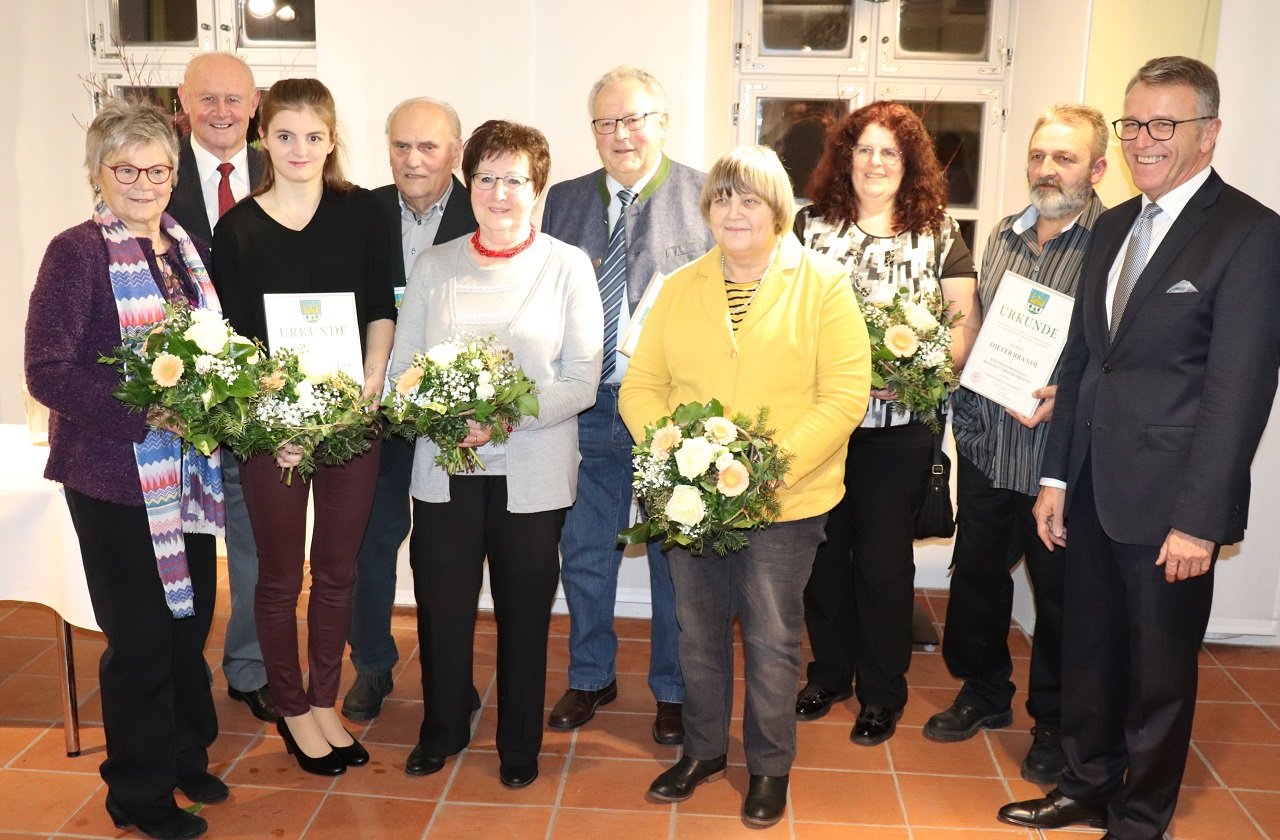 Tirschenreuth_Verdienstmedaille für fünf Tirschenreuther