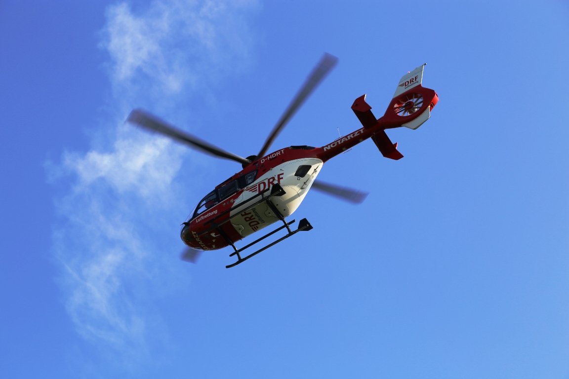 UNfall Fuchsmühl Feuerwehreinsatz Anfahrt (1)