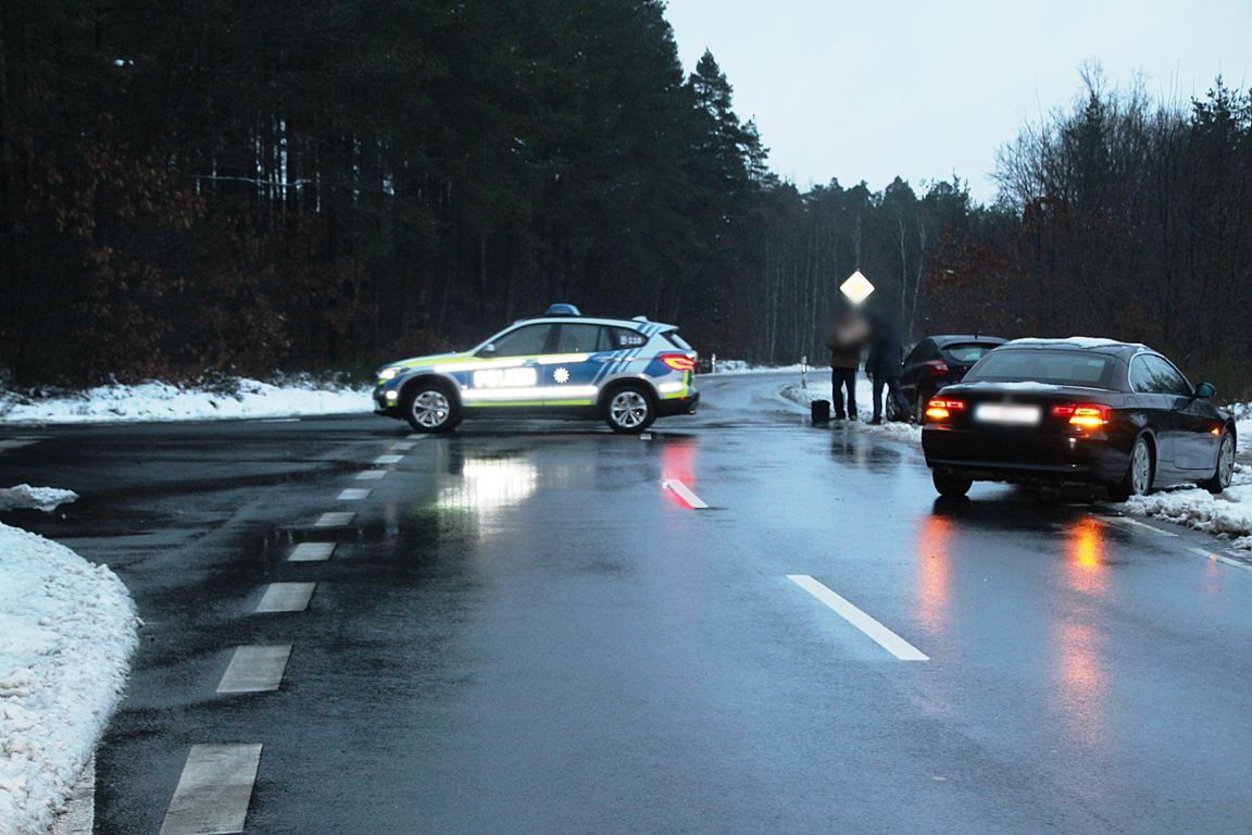 Unfall B470 New 22 Kreuzung (2)