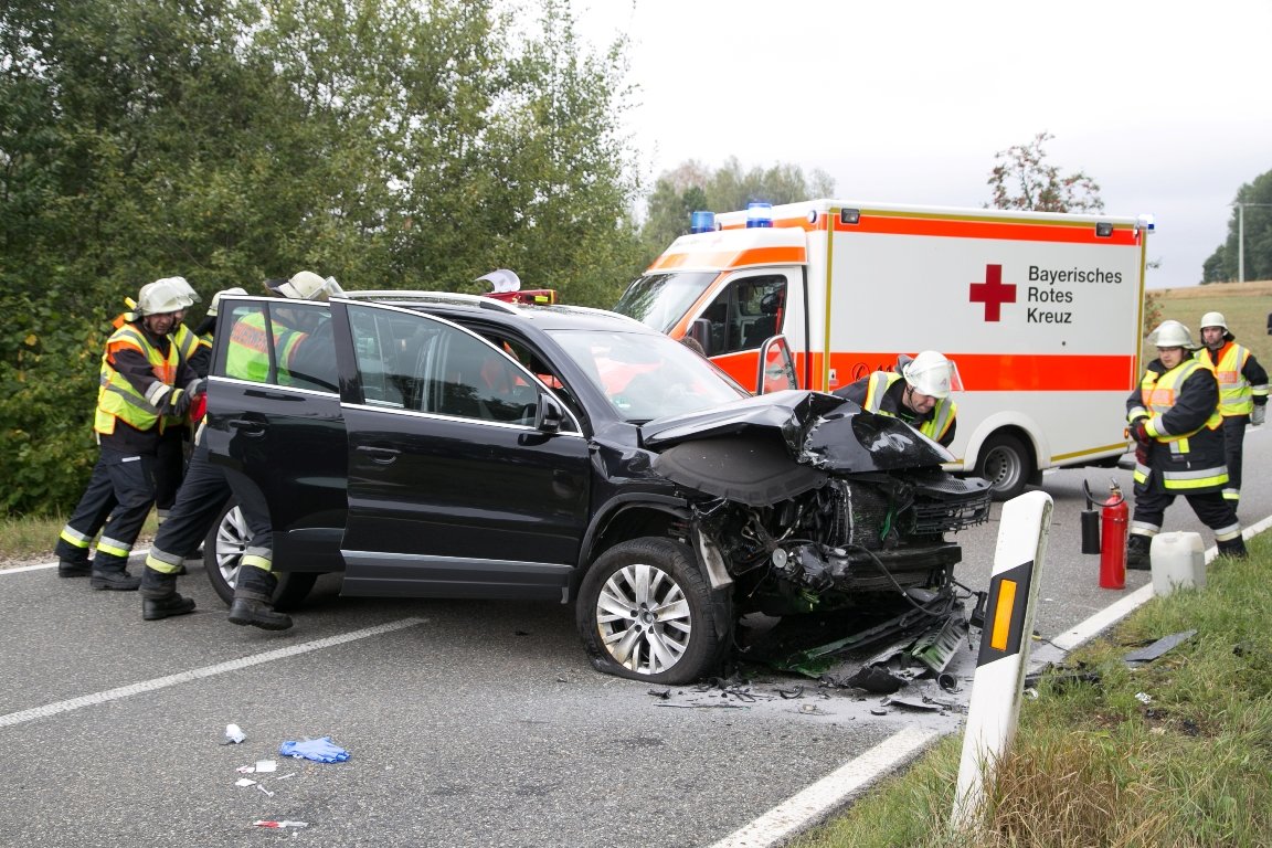 Unfall Frontalzusammenstoß Plößberg (1)