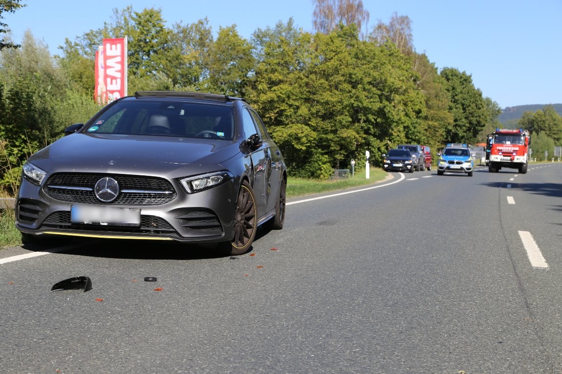 Unfall Kemnath B22 Schulbus (2)