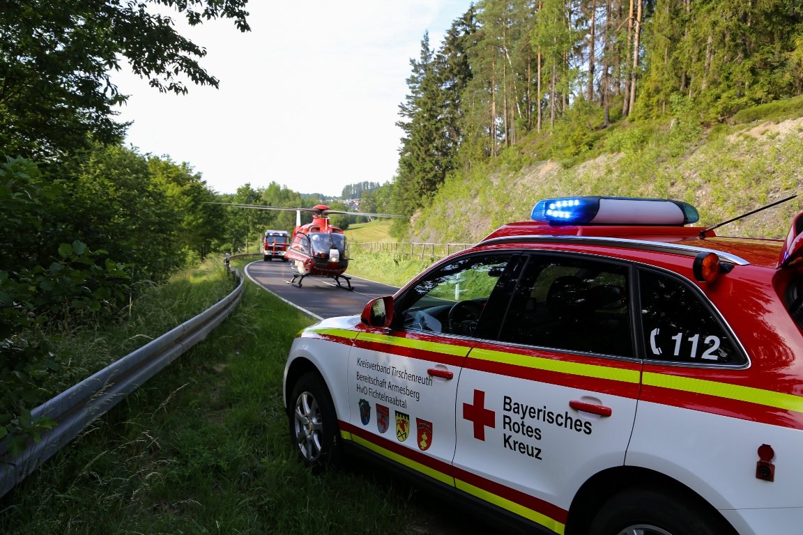 Unfall Kradfahrer Rettungshubschrauber Ebnath 6