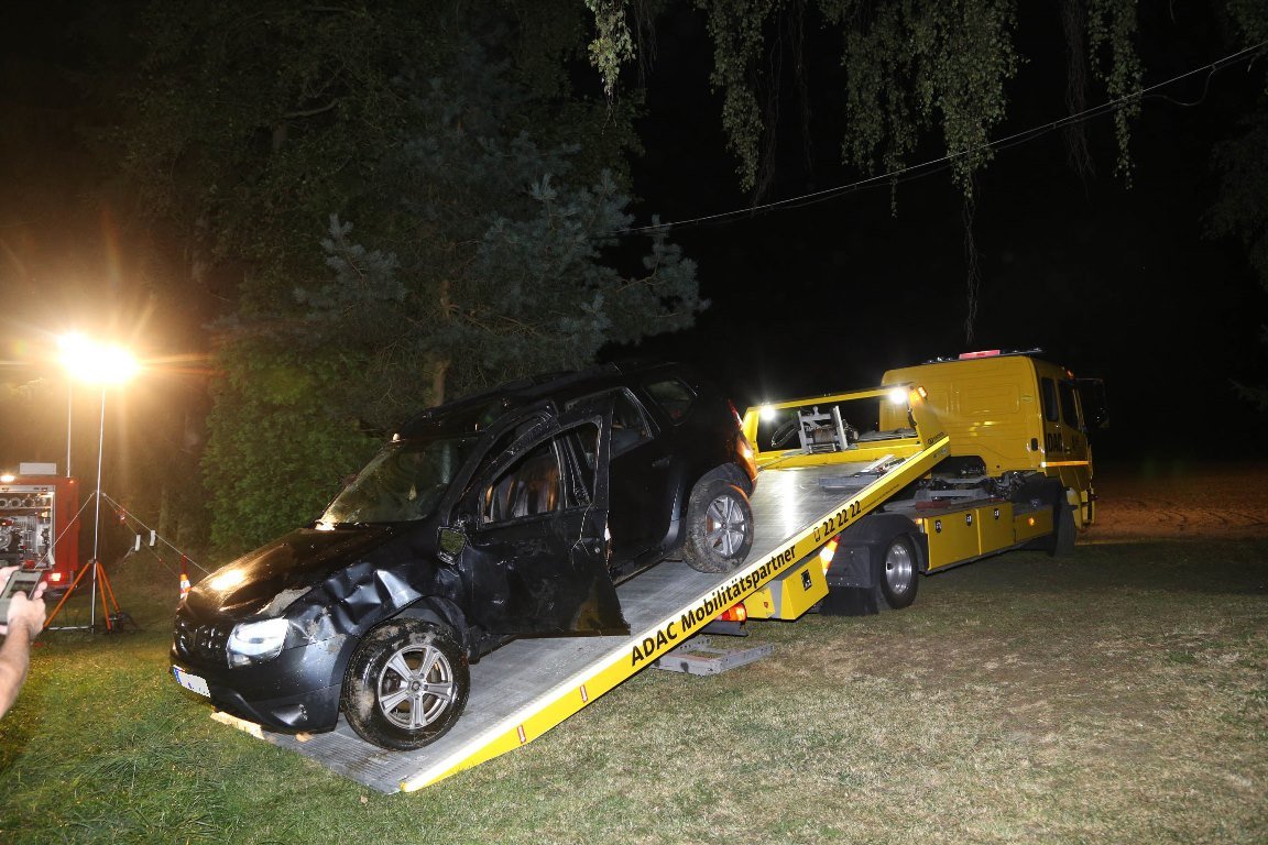 Unfall Mitterteich Fischteich Fischweiher Weiher tödlicher Unfall Fahrer 72 stirbt (32)