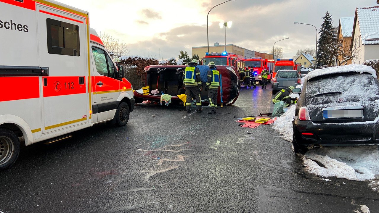 Unfall Mooslohstraße Verletzte (6)