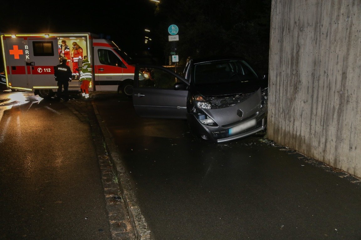Unfall Neusorg Brücke Unterführung 6