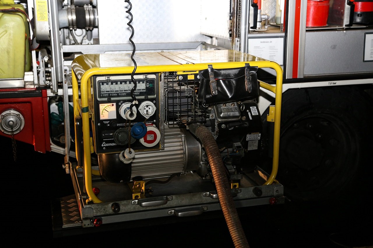 Fußgänger von Fahrzeug erfasst: 69-Jähriger tödlich verletzt