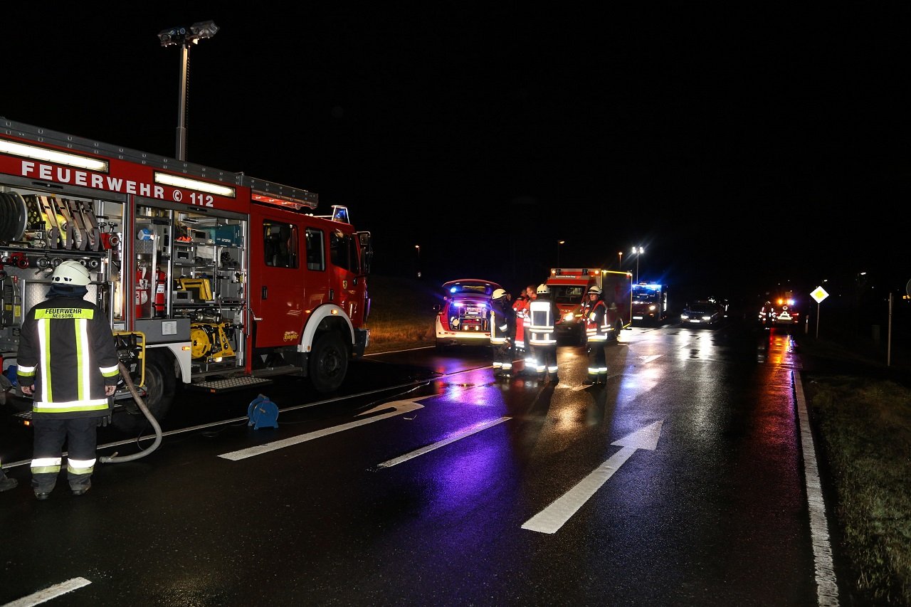 Fußgänger von Fahrzeug erfasst: 69-Jähriger tödlich verletzt