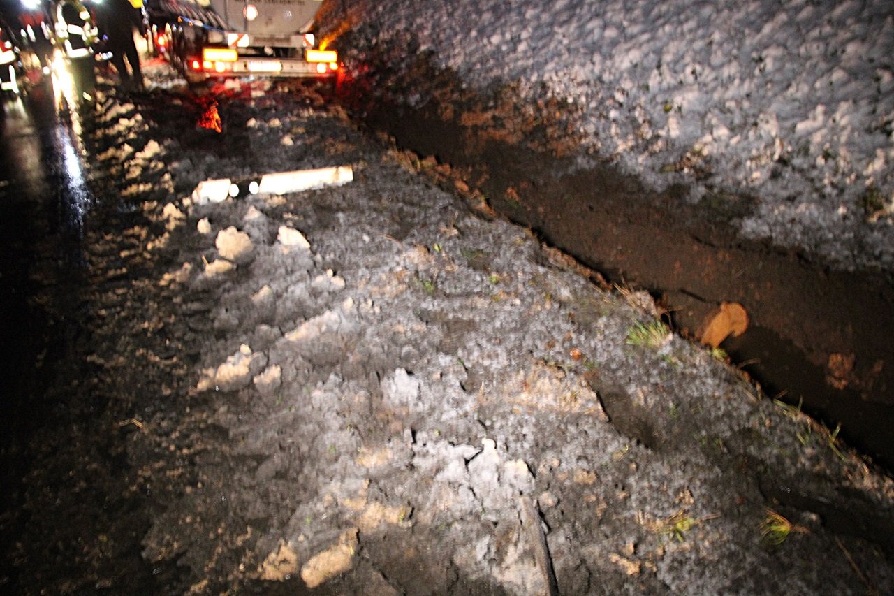 Unfall Schnee Lkw Kohlberg St 2238 (8)