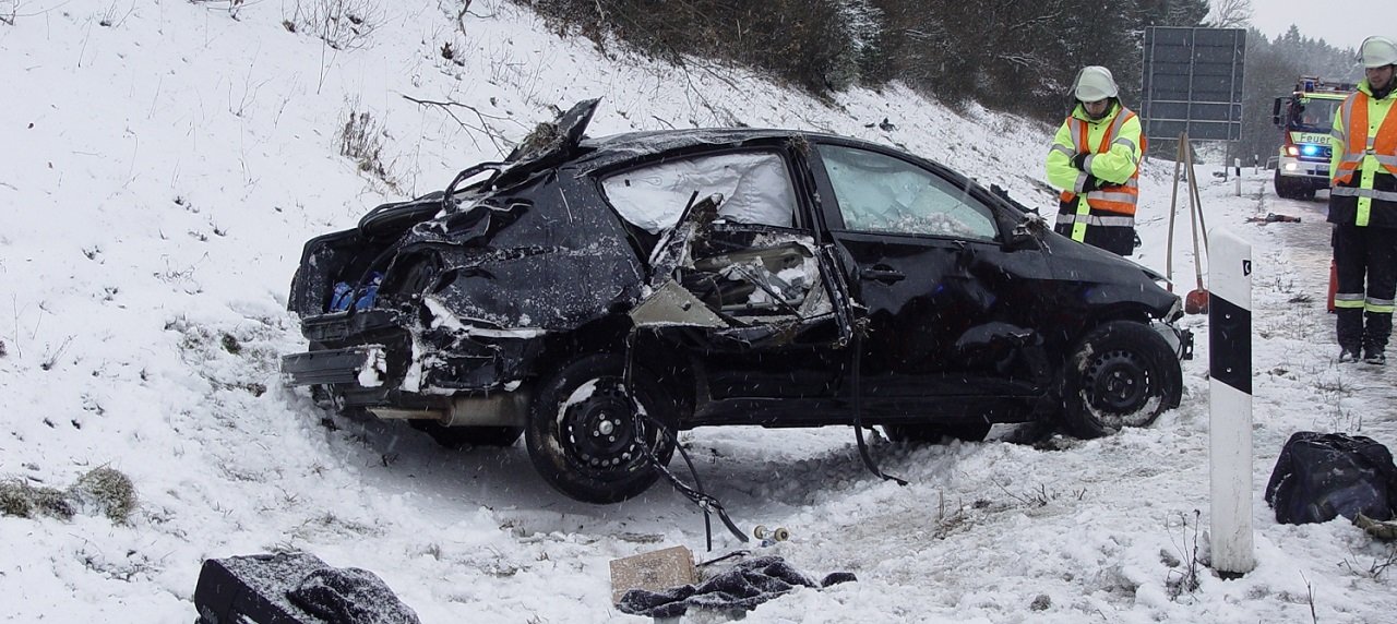 Unfall Sulzbach-Rosenberg Neustadt Schwerer Unfall Bilder Jürgen Masching2