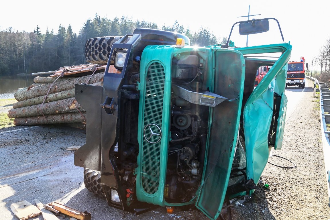 Unfall Unimog Falkenberg (1)