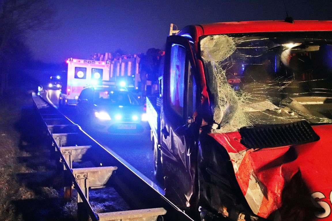 Unfall Pressath Streuwagen