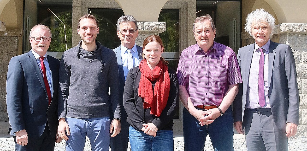 Verabschiedung Landratsamt Neustadt Max Bindl Florian Heinl Walter Brucker Stephanie Wenisch Rudi Ehland Wolfgang Lippert