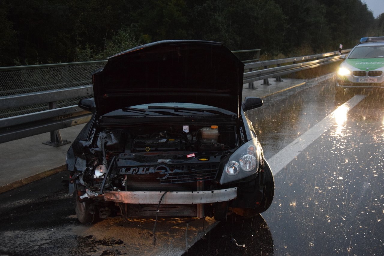 Verkehrsunfall A93 3