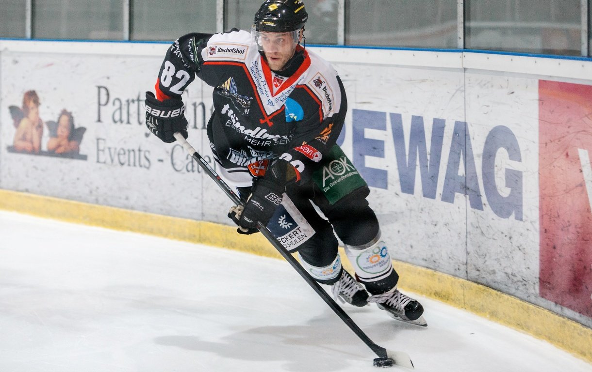 Vitali_Stähle_Foto_Melanie_Feldmeier_arSito_Blue Devils Weiden, Eishockey