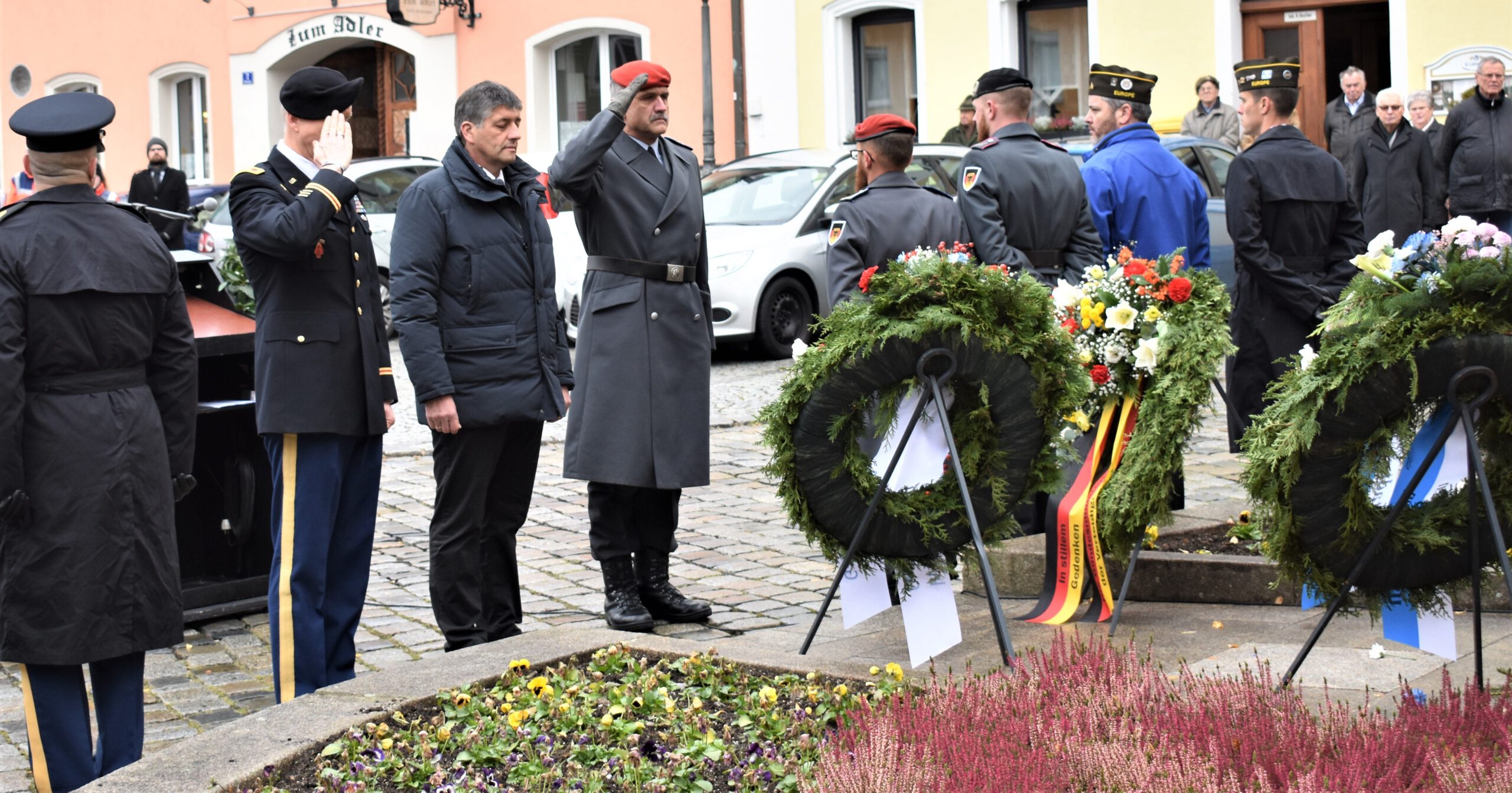 Volkstrauertag Grafenwöhr 2019 Ehrendenkmal Rathaus 12