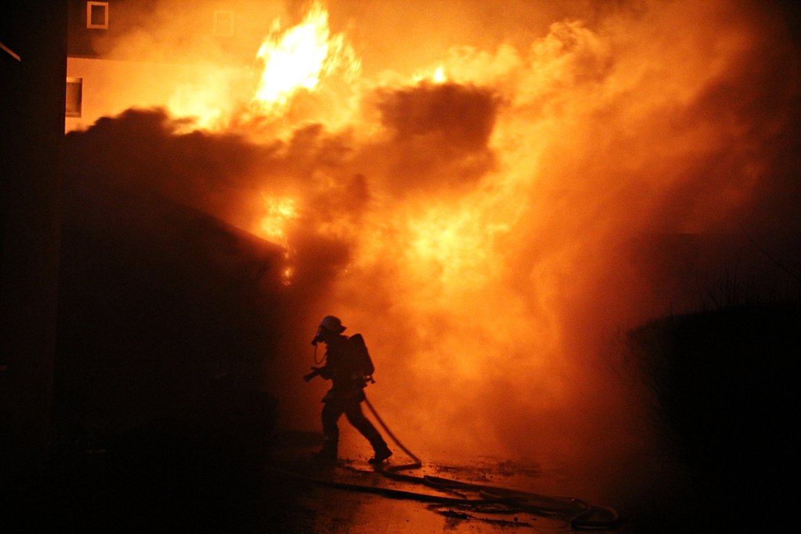 Vollbrand Grafenwöhr Eichendorffstraße Personen verletzt Bilder Jürgen Masching01