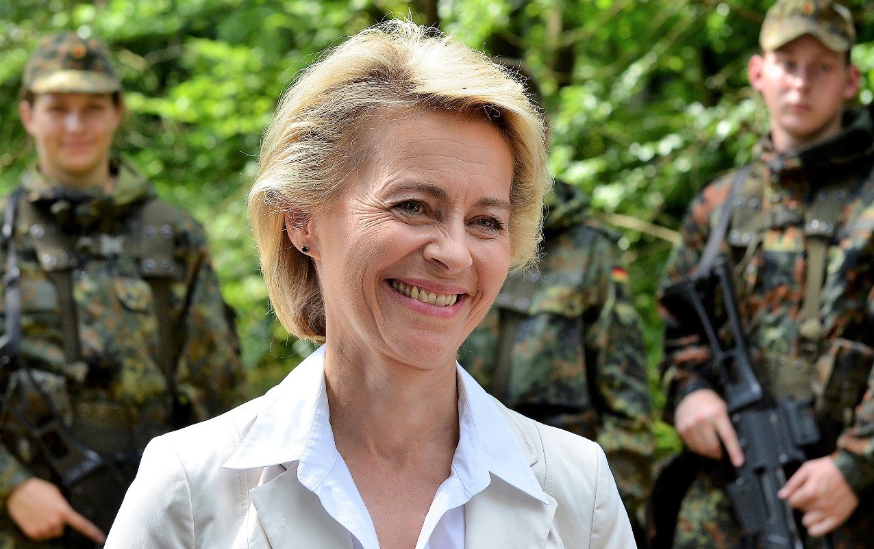Vonderleyen_2014_bundesverteidigungsministerin