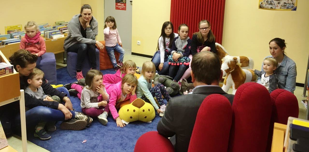 Vorlesestunde Ortsjugendwerk Windischeschenbach AWO (2)