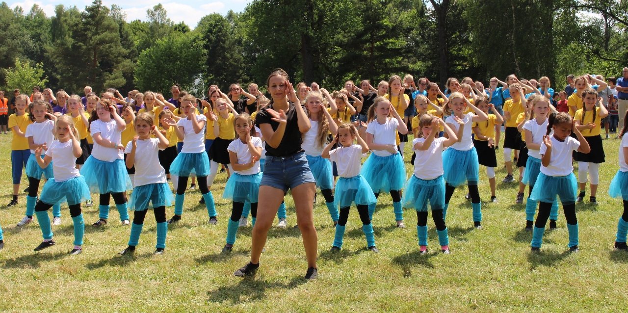 Tanzgruppe SV Grafenwöhr Waldkinderfest Grafenwöhr  (114)