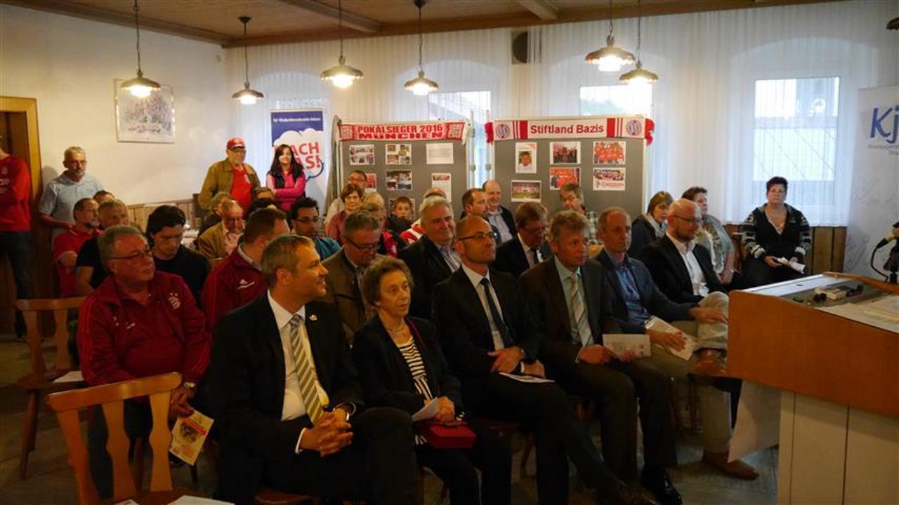 Wanderausstellung_Gäste, FC Bayern München
