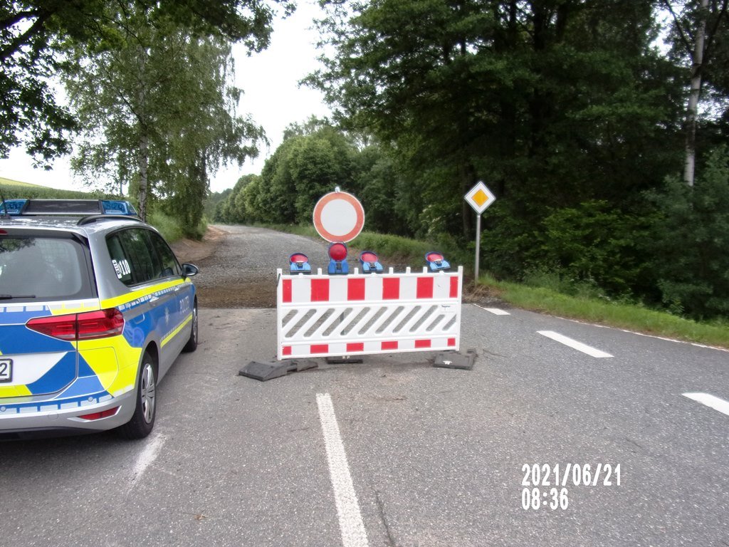 Vandalen und Diebe: Warnleuchten malträtiert