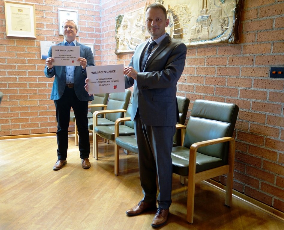Weiden Oberbürgermeister Jens Meyer, Alexander Gröbner Geschäftsführer ver.di Bezirk Oberpfalz