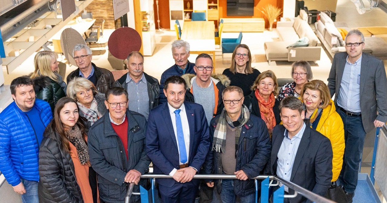 Weiden_CSU Rehbühl_Besuch Wohnwelt Homa_Sindersberger