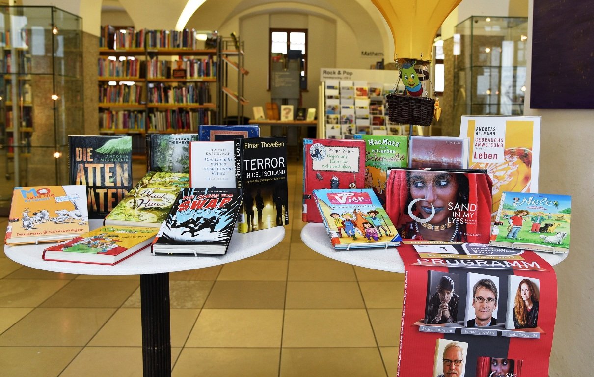 Weidener Literaturtage, Bibliothek, Bücher, Buchausstellung, Regionalbib (6)