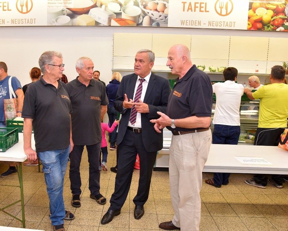 Weidener Tafel Symbol Symbolbild 1