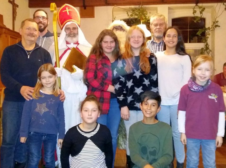 Weihnachtsfeier_2017 Helwig_und_Edith_Baier Jahresabschlussfeier Pressather Fähnlein Feier Bild Reinhard Seidler2