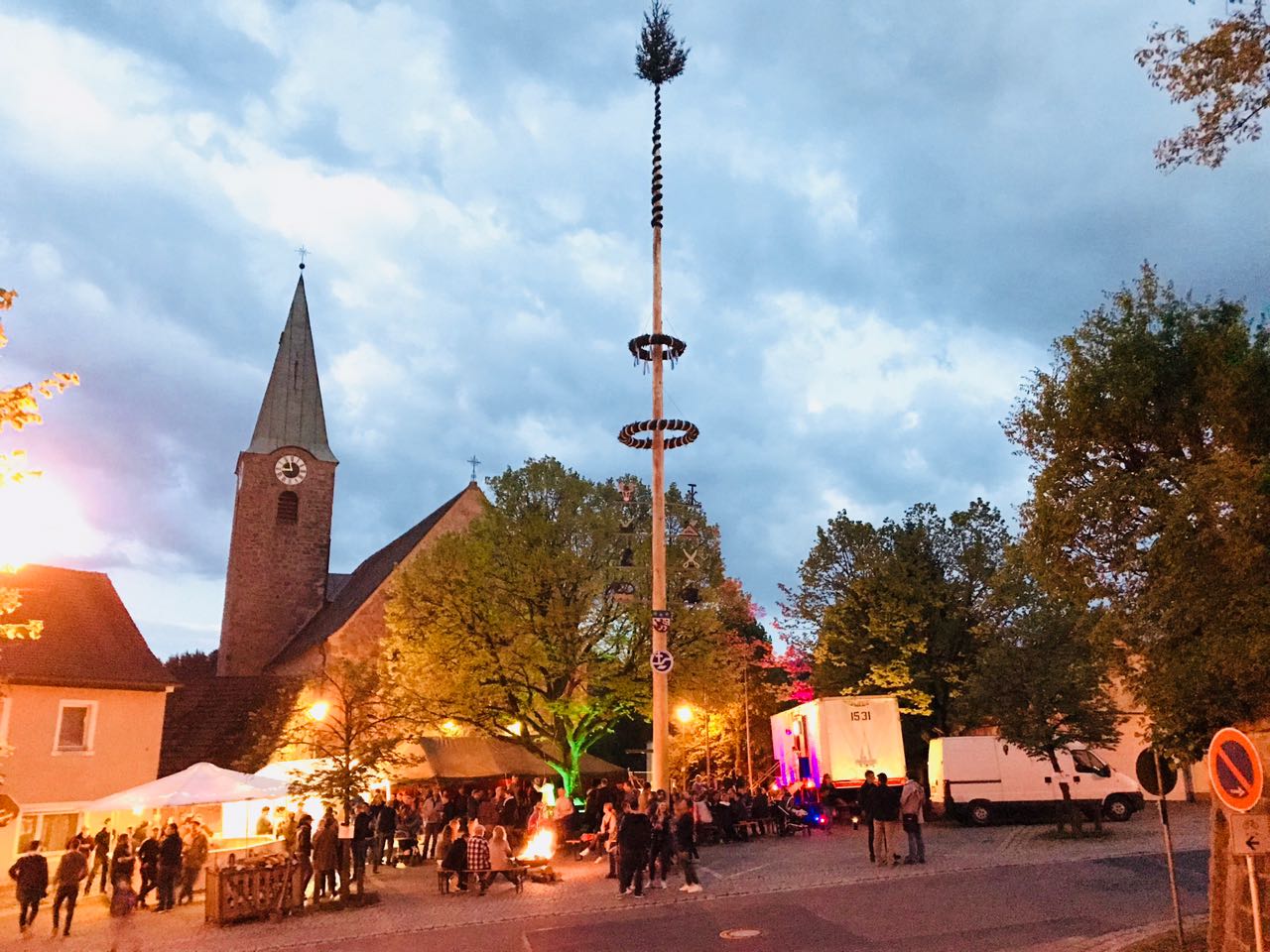 Maibaum Störnstein Störnsteiner Landjugend