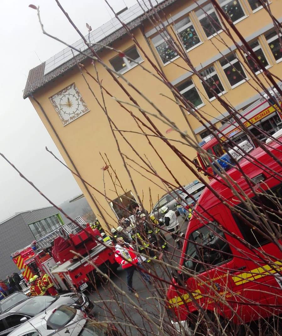 Feuer Brand realschule Neustadt Einsatz