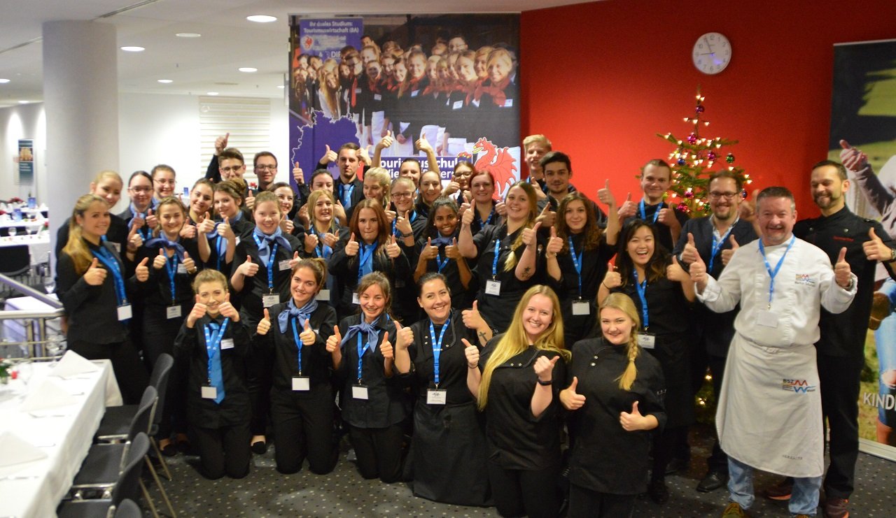 Wiesau_Hotel und Tourismusschule unterstützt Sternstundengala_Beispiel 2018_1