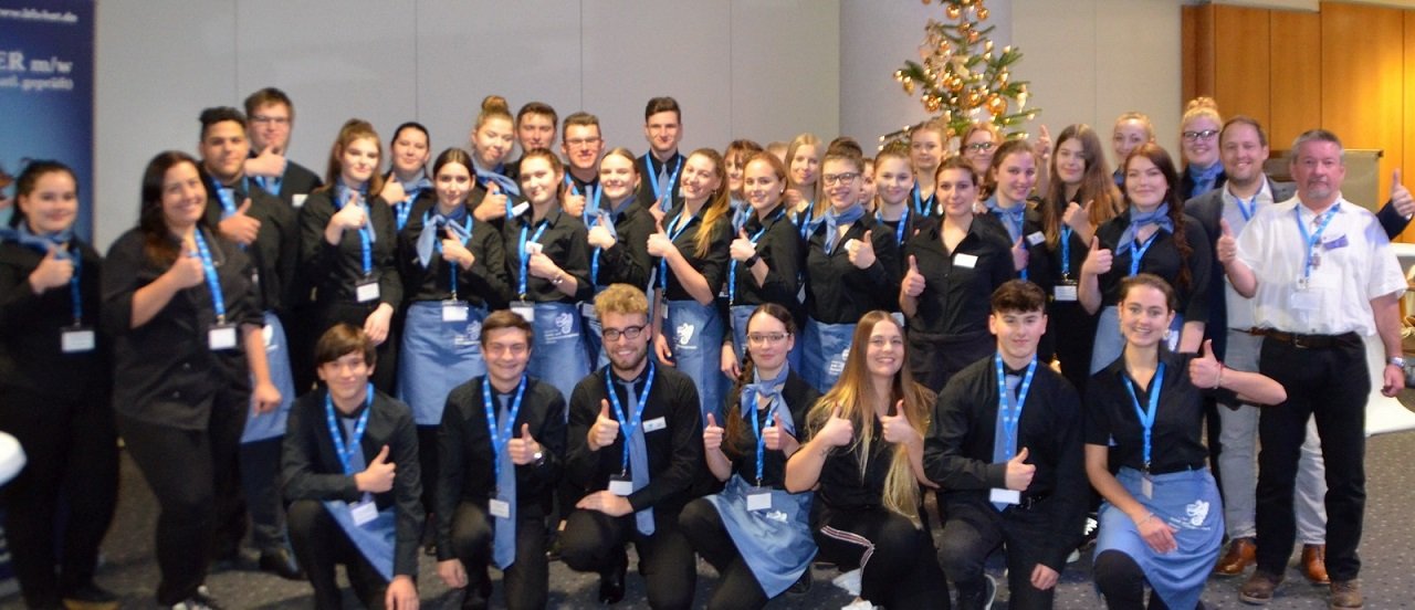 Wiesau_Hotel und Tourismusschule unterstützt Sternstundengala_Beispiel 2018_3