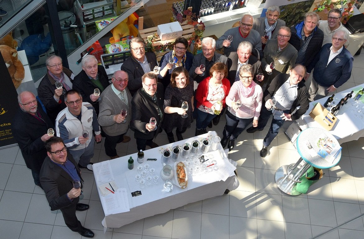 Winzer, Wein, Wein-Quartett aus Weiden am See im City Center1