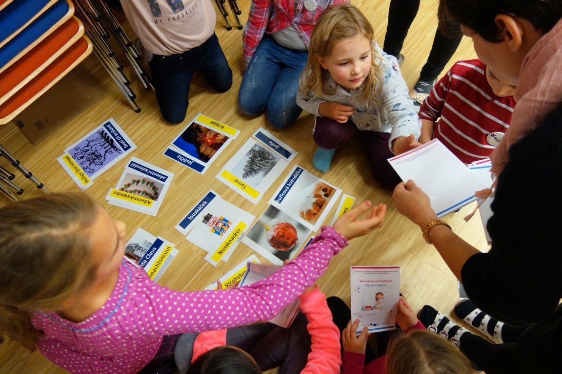 Engelyoga und Plätzchen backen