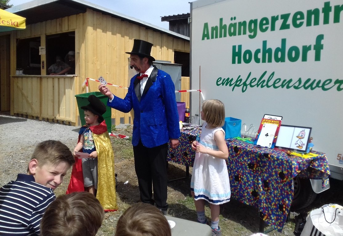 Zauberer Franz aus Waldsassen Fischerfest Reuth bei Erbendorf Fest Feier Jungfischer Bilder Angelsportverein Reuth